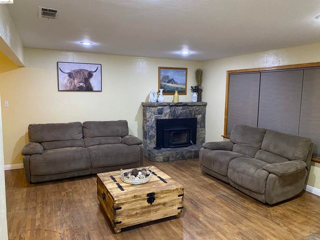 17245 Margaret, Jamestown, CA 95327