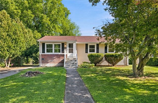 9 Atlantic Avenue, North Providence, RI 02904
