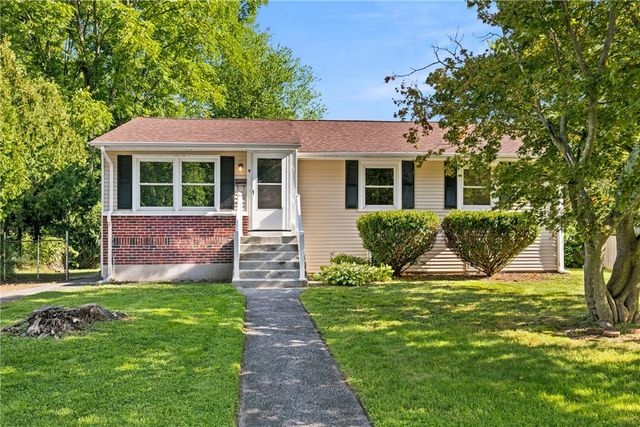 9 Atlantic Avenue, North Providence, RI 02904