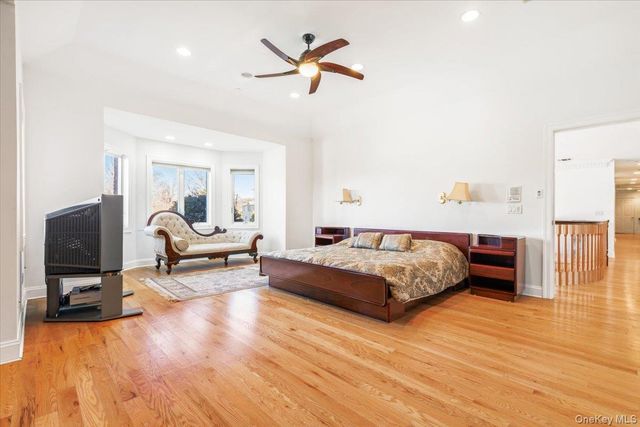 3 Vandalay Court, Scarsdale, NY 10583