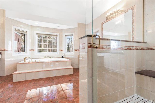 3 Vandalay Court, Scarsdale, NY 10583