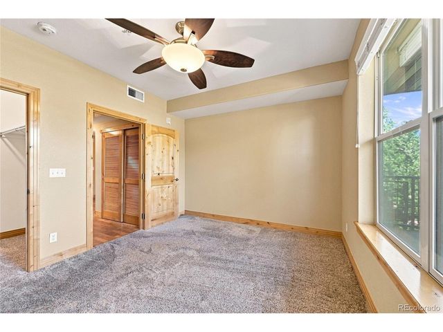 9079 E Panorama Cir 414, Englewood, CO 80112