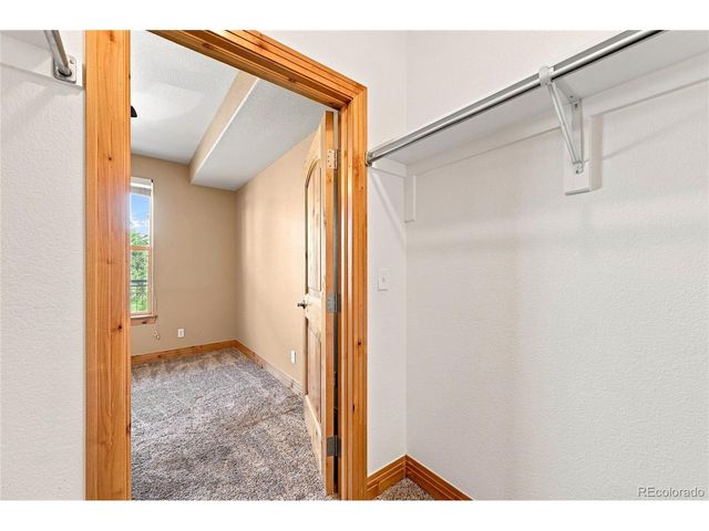 9079 E Panorama Cir 414, Englewood, CO 80112