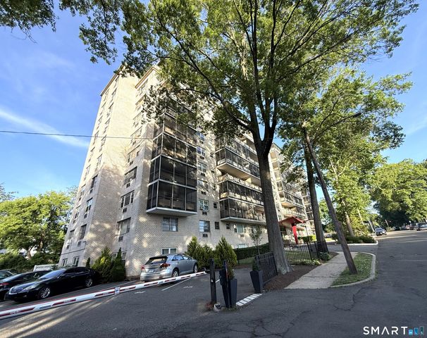 80 Cartright Street 1G, Bridgeport, CT 06604