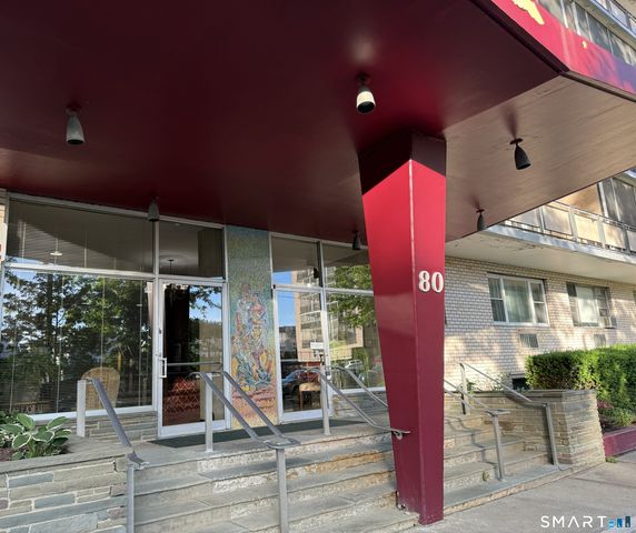 80 Cartright Street 1G, Bridgeport, CT 06604