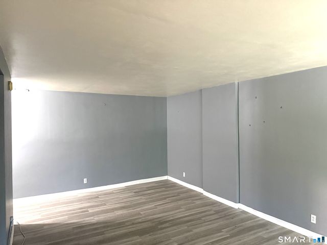 80 Cartright Street 1G, Bridgeport, CT 06604