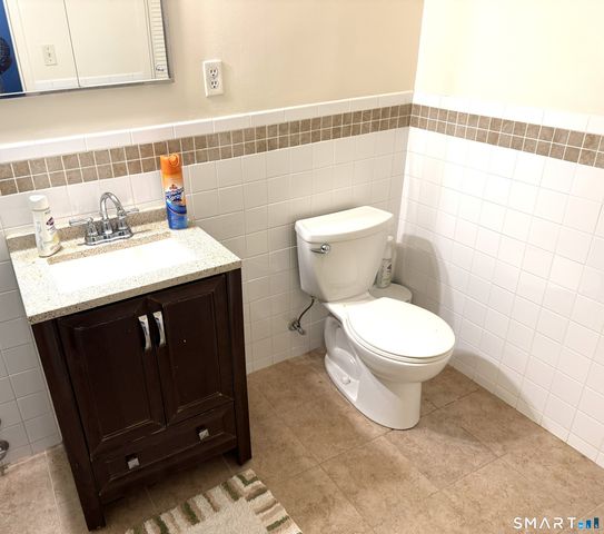 80 Cartright Street 1G, Bridgeport, CT 06604
