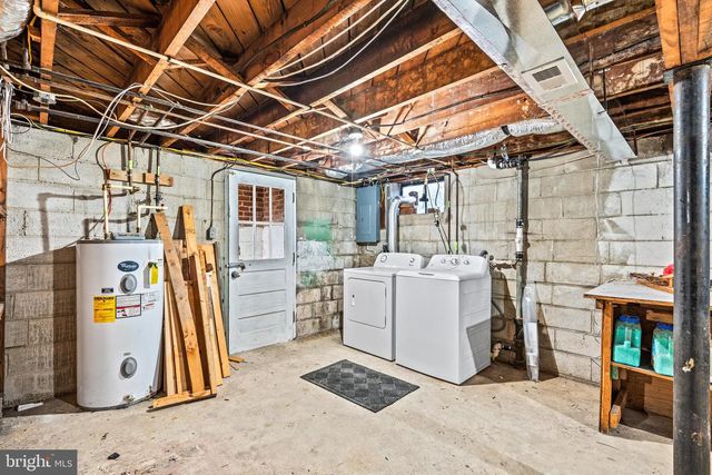 1714 COLLEGE AVE, Fredericksburg, VA 22401