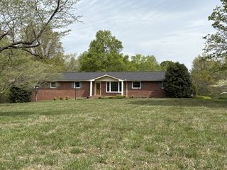 501 Ed Harris Rd, Ashland City, TN 37015