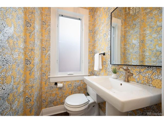 342 S Corona St, Denver, CO 80209