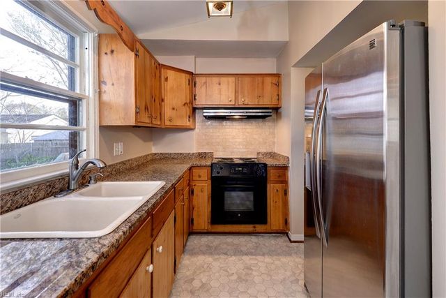 707 72nd ST, Newport News, VA 23605