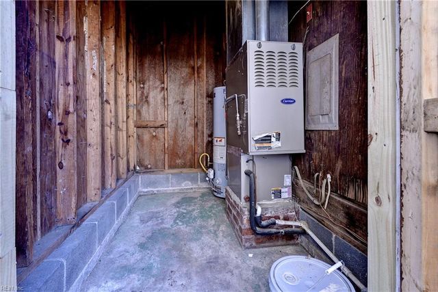 707 72nd ST, Newport News, VA 23605