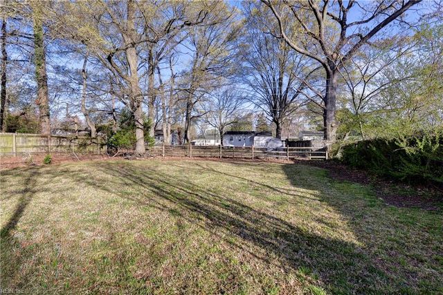 707 72nd ST, Newport News, VA 23605