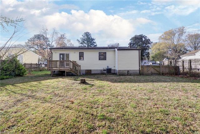 707 72nd ST, Newport News, VA 23605