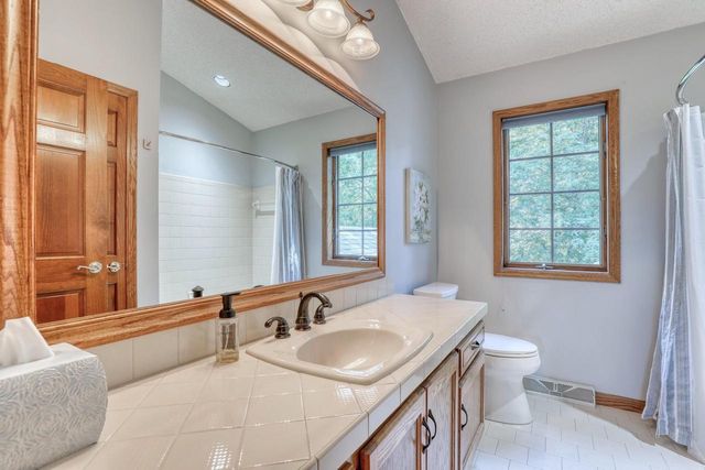 N41W27751 Ishnala TRAIL, Pewaukee, WI 53072