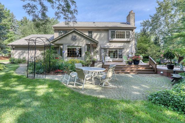 N41W27751 Ishnala TRAIL, Pewaukee, WI 53072