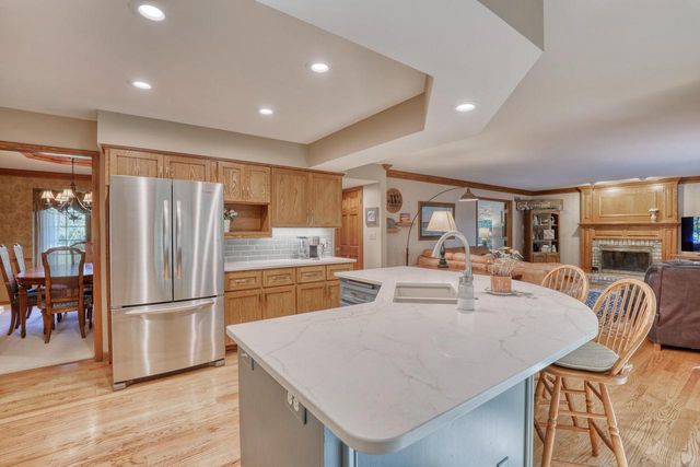 N41W27751 Ishnala TRAIL, Pewaukee, WI 53072