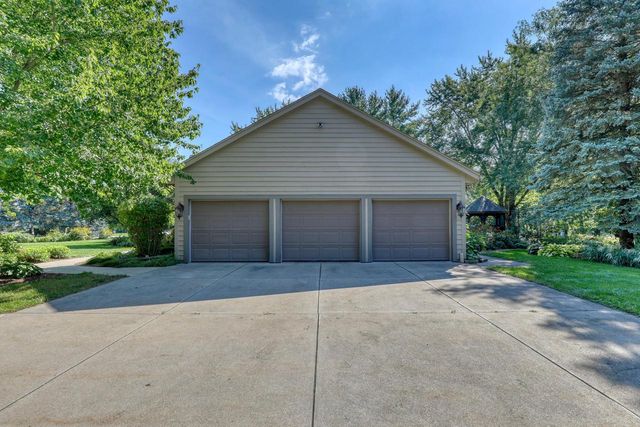 N41W27751 Ishnala TRAIL, Pewaukee, WI 53072