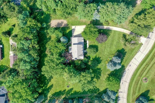 N41W27751 Ishnala TRAIL, Pewaukee, WI 53072