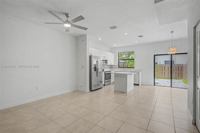 13250 SW 285th St, Homestead, FL 33033