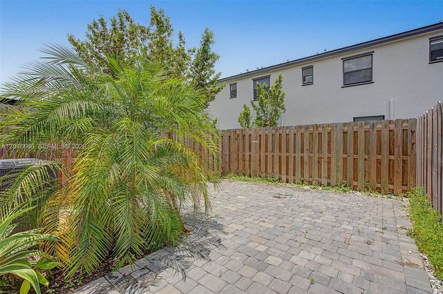 13250 SW 285th St, Homestead, FL 33033