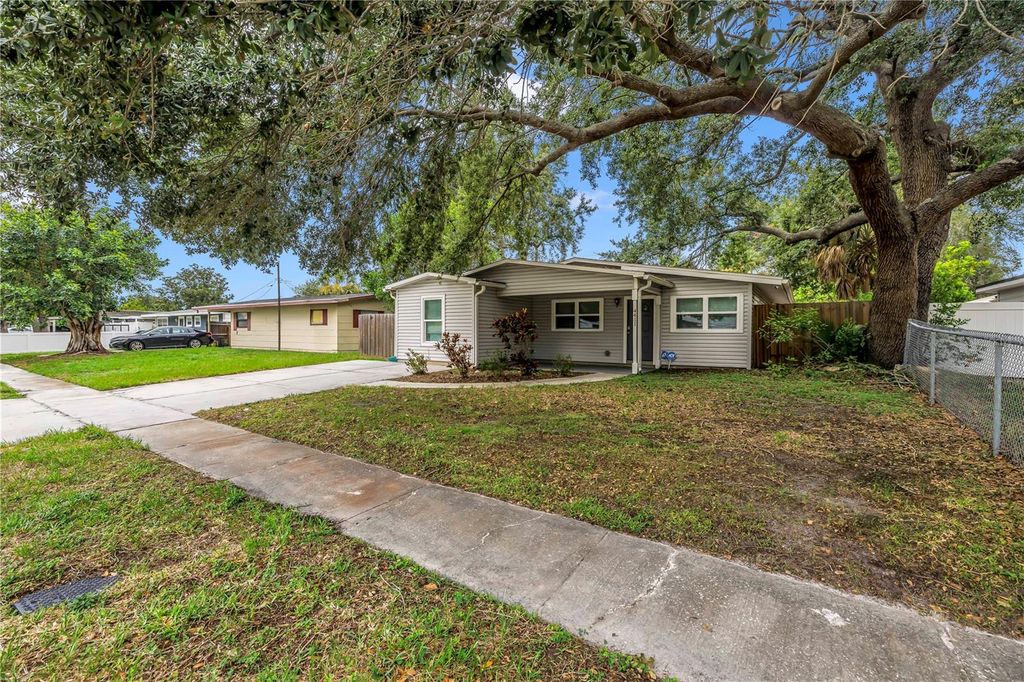Image 1 of property listing at 4411 W LEILA AVENUE, Tampa, FL 33616