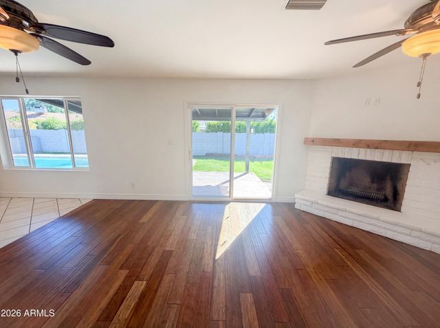 3450 E COLUMBINE Drive, Phoenix, AZ 85032