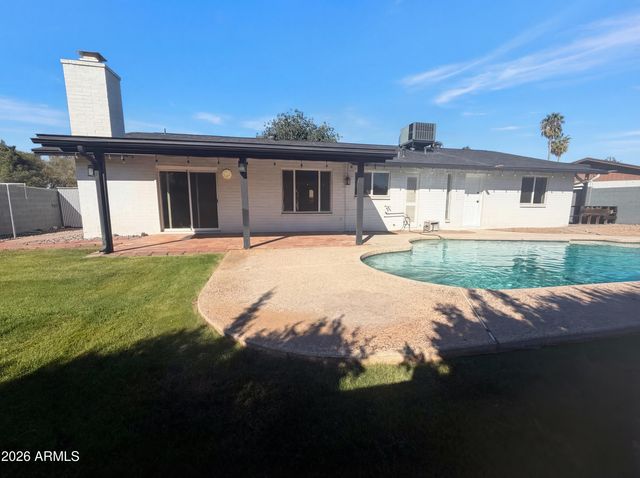 3450 E COLUMBINE Drive, Phoenix, AZ 85032