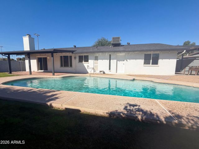 3450 E COLUMBINE Drive, Phoenix, AZ 85032