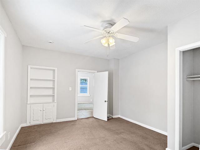 819 Cleveland Avenue, Des Moines, IA 50316