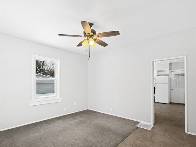 819 Cleveland Avenue, Des Moines, IA 50316