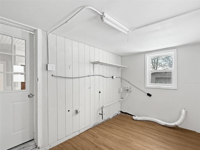 819 Cleveland Avenue, Des Moines, IA 50316