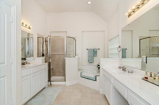 1822 BREEDS HILL, Garland, TX 75040