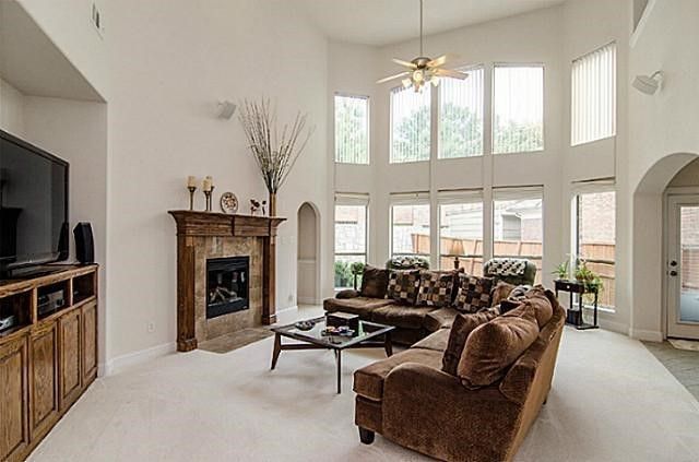 1822 BREEDS HILL, Garland, TX 75040