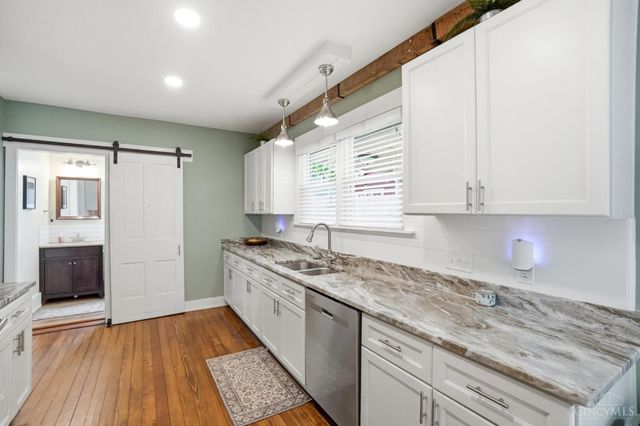 10 S east, Lebanon, OH 45036