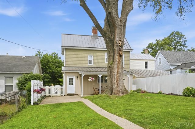 10 S east, Lebanon, OH 45036