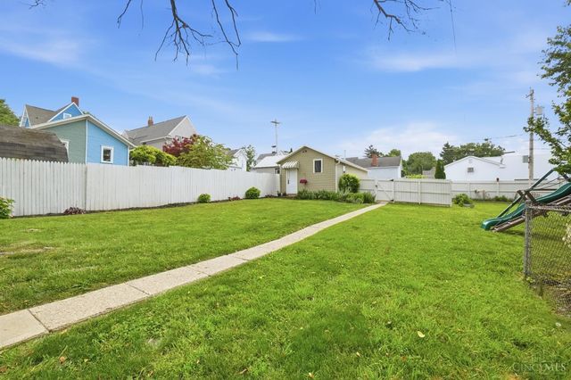 10 S east, Lebanon, OH 45036