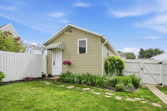 10 S east, Lebanon, OH 45036