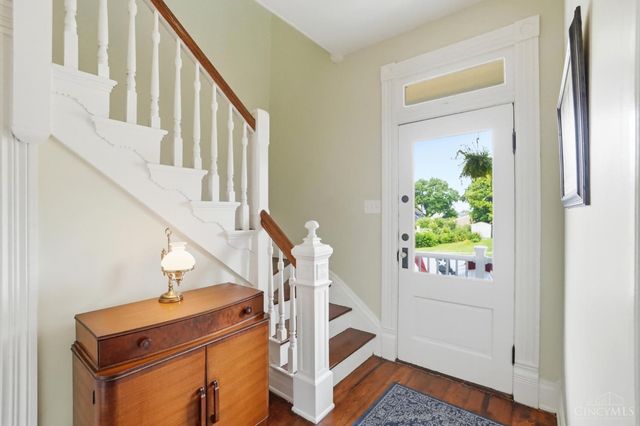 10 S east, Lebanon, OH 45036
