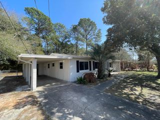 290 Anderson Drive, Mary Esther, FL 32569