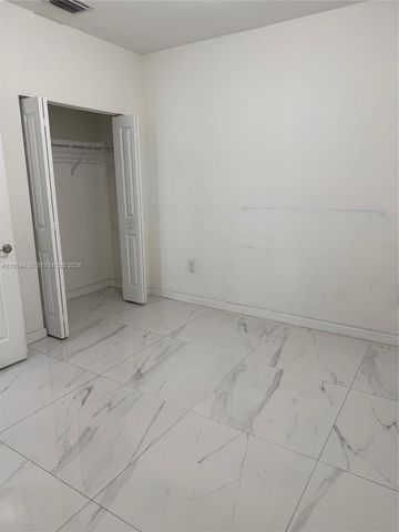 2541 SE 1st St, Homestead, FL 33033