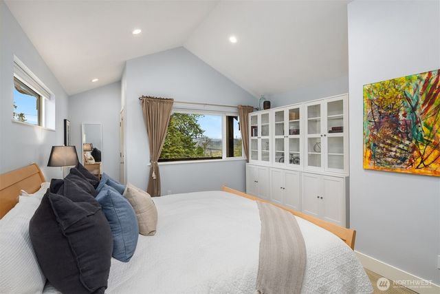 3010 NE 55th Street, Seattle, WA 98105