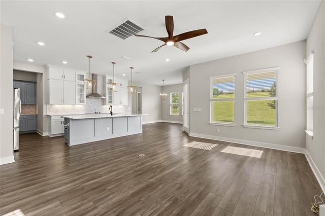 16043 SILVER BROOK WAY, Winter Garden, FL 34787