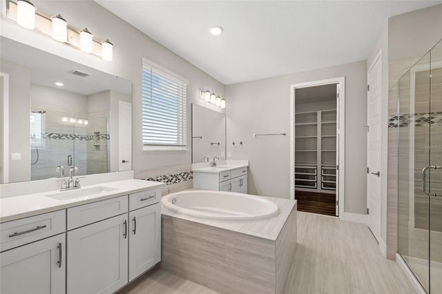 16043 SILVER BROOK WAY, Winter Garden, FL 34787