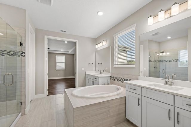 16043 SILVER BROOK WAY, Winter Garden, FL 34787