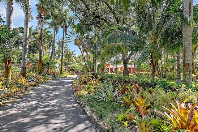 5900 Pennock Point Road, Jupiter, FL 33458