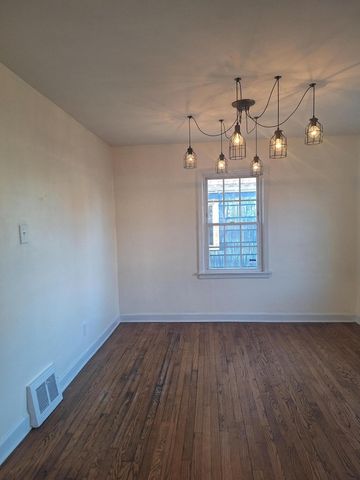 6734 Baring Avenue, Hammond, IN 46324