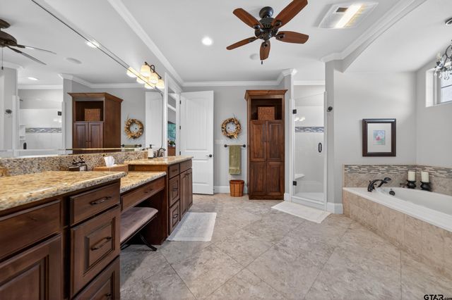 268 Oak Grove Way, Bullard, TX 75757