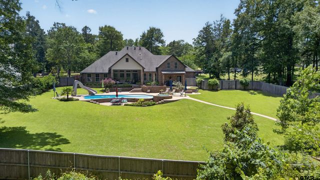 268 Oak Grove Way, Bullard, TX 75757