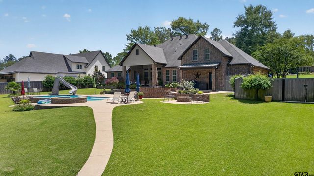 268 Oak Grove Way, Bullard, TX 75757